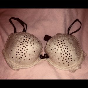 VS push-up bra. NWOT